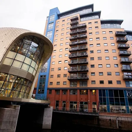 Canal View Apartment